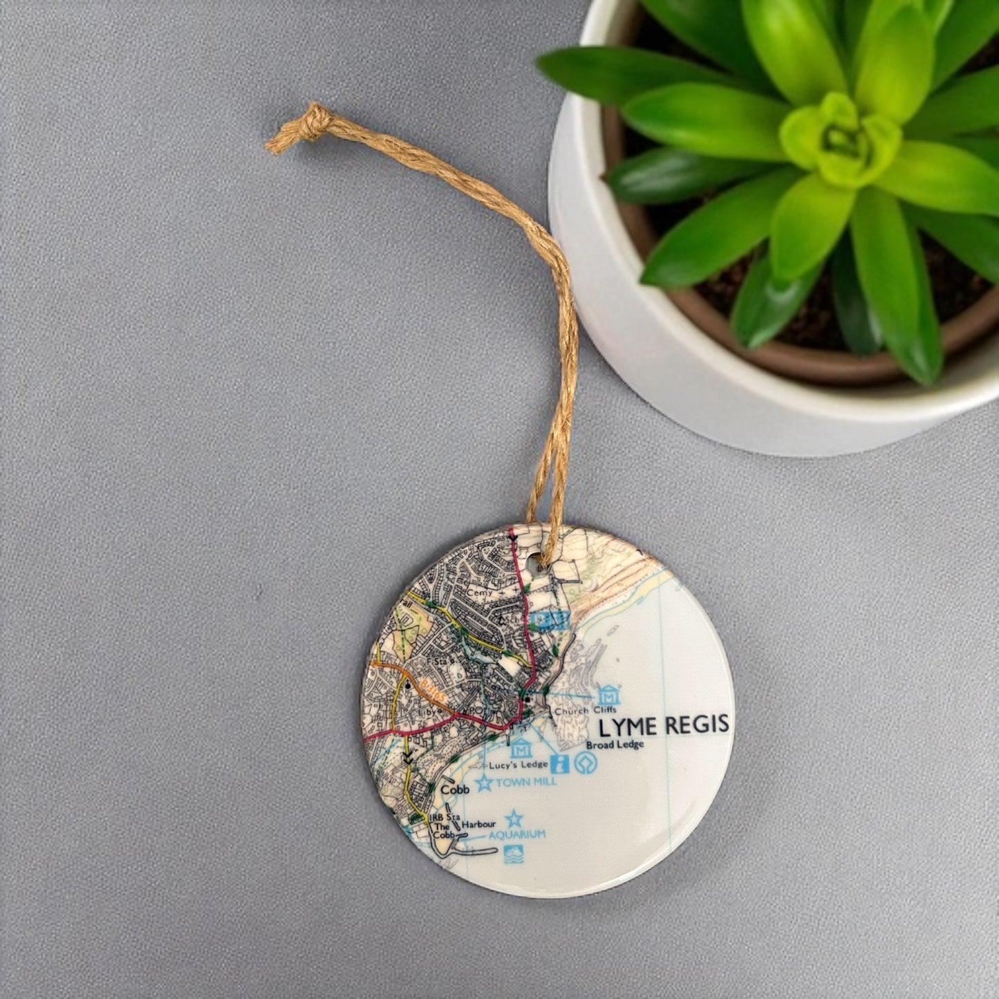 Round Ceramic Baubles
